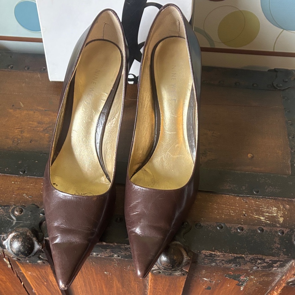 Nine West Dark Brown Women's Heels Leather - Picture 2 of 9